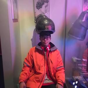 Meet your Posher, Maxwell